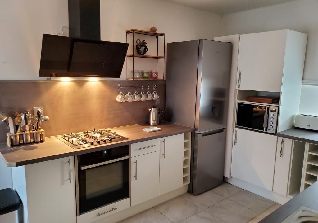 Photo of Kitchen in Gesnes-le-Gandelin
