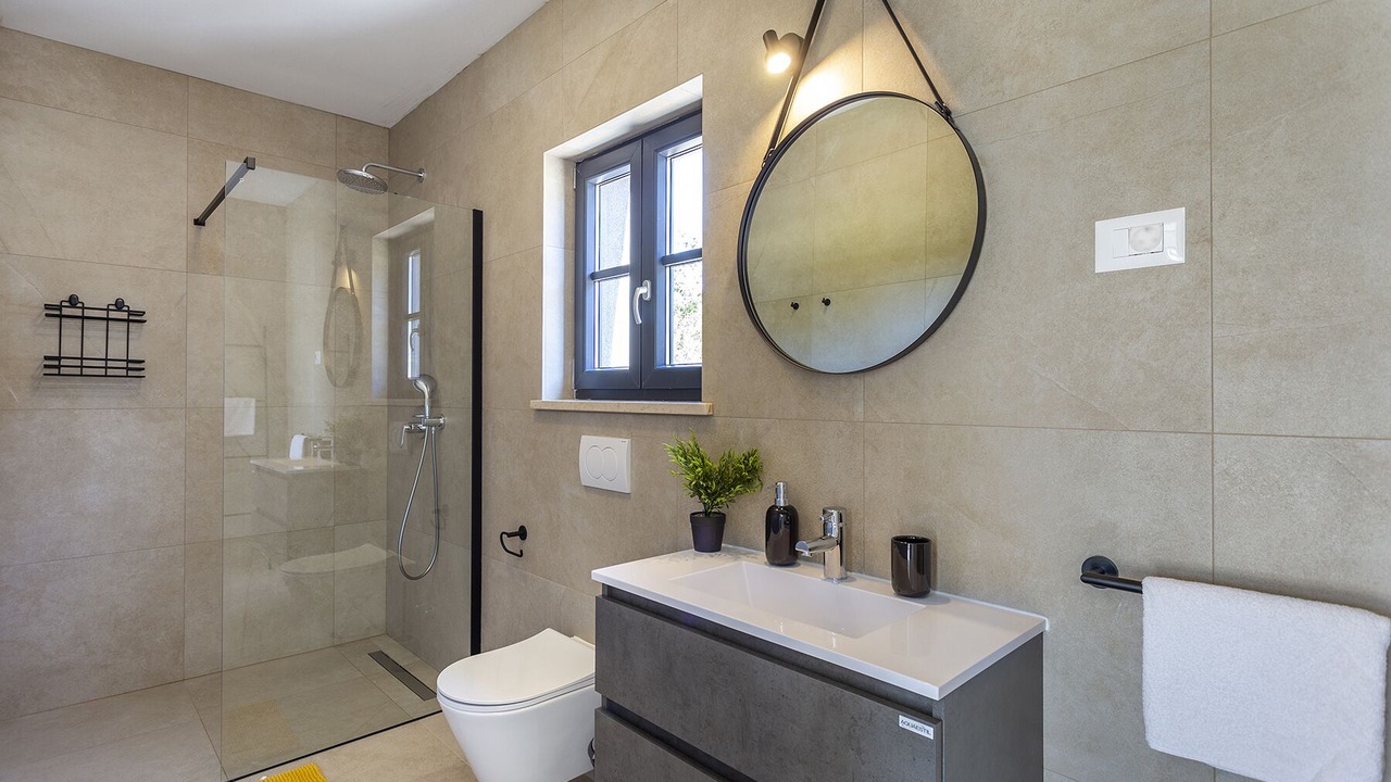 Photo of Bathroom in Muzini