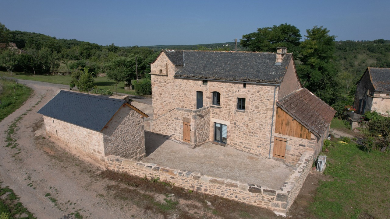 Photo of Outdoor in Villeneuve d'Aveyron