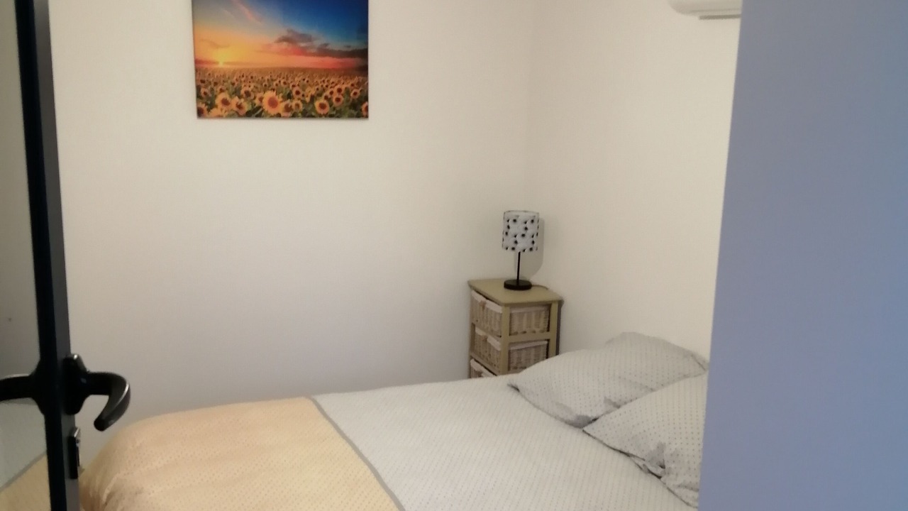 Photo of Bedroom in Villeneuve d'Aveyron