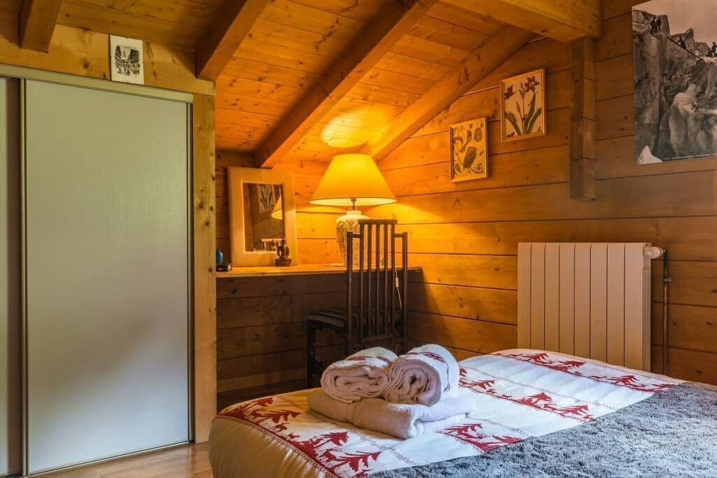 Photo of Bedroom in Araches-la-Frasse