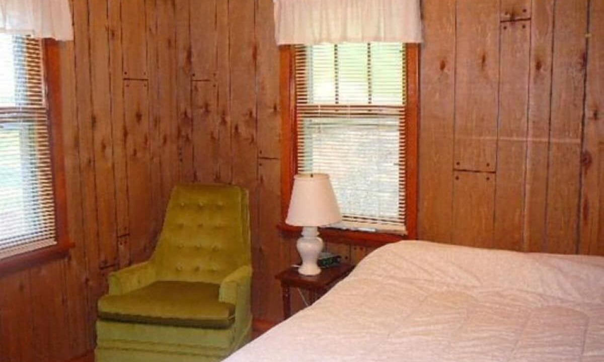 Photo of Bedroom in Butternut