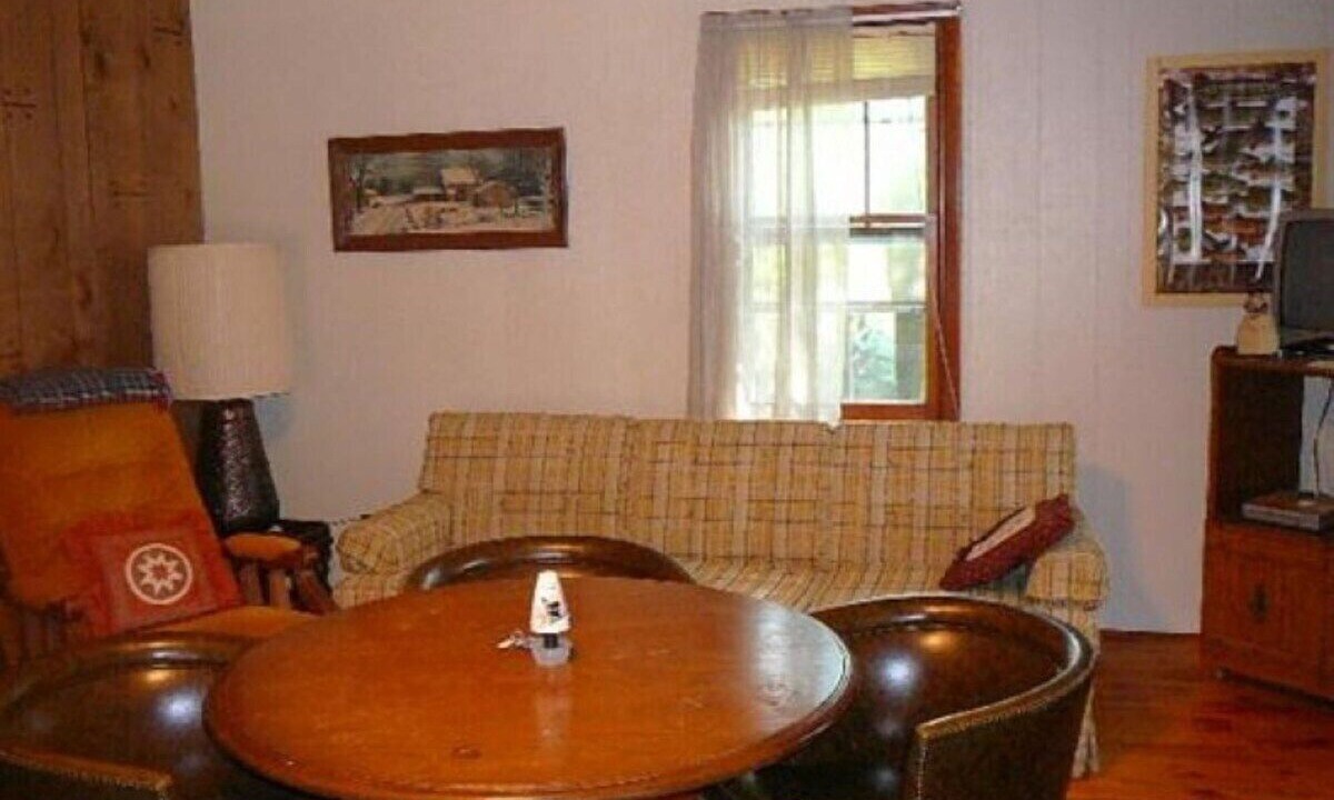 Photo of Livingroom in Butternut