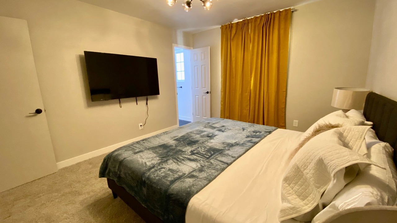 Photo of Bedroom in Cox Heights