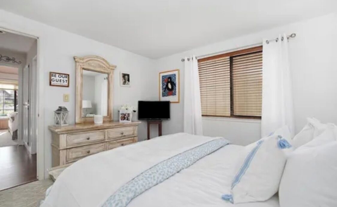 Photo of Bedroom in Discovery Bay