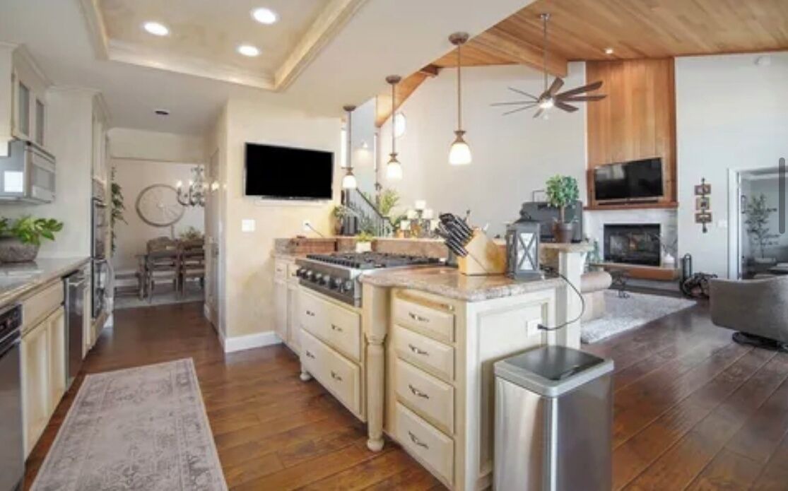 Photo of Kitchen in Discovery Bay