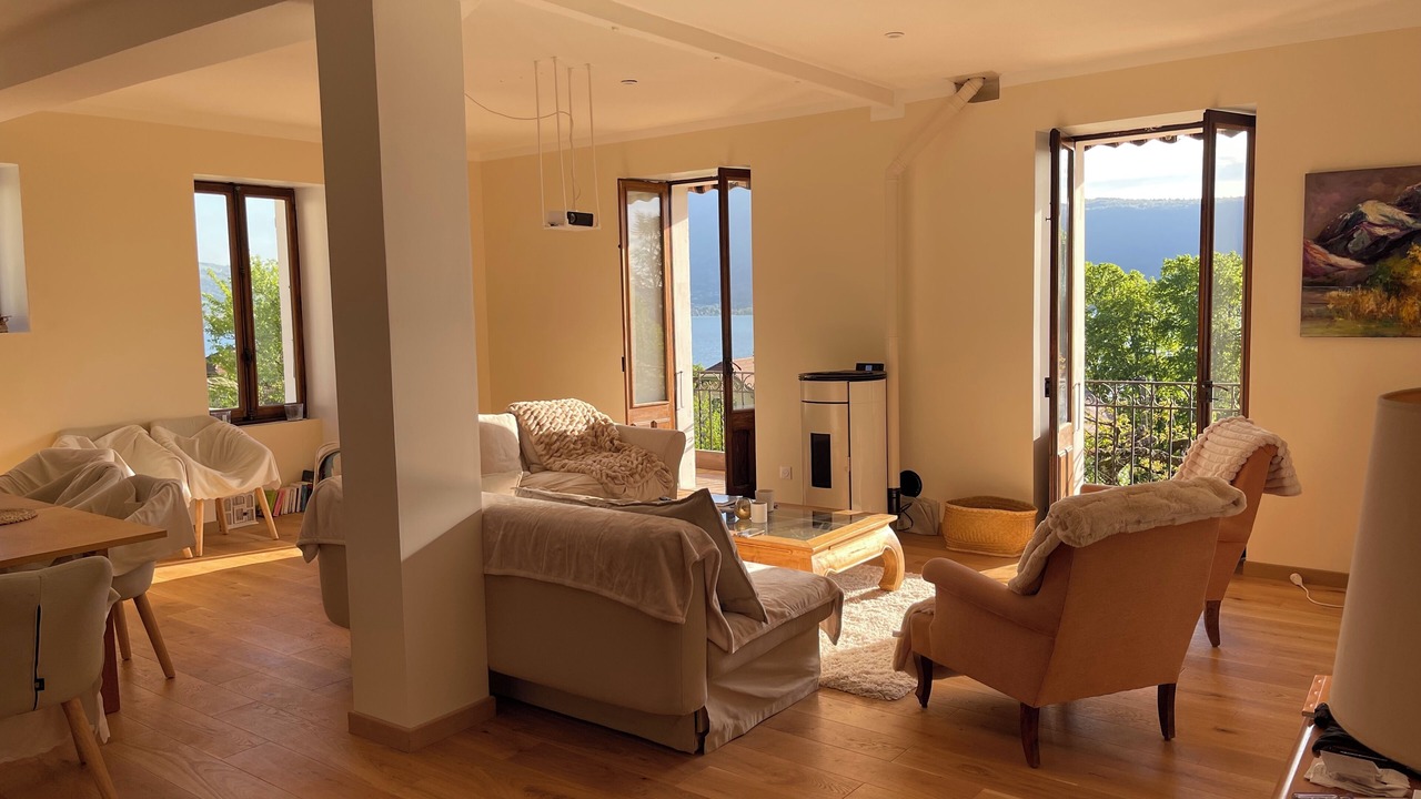 Photo of Livingroom in Veyrier-du-Lac