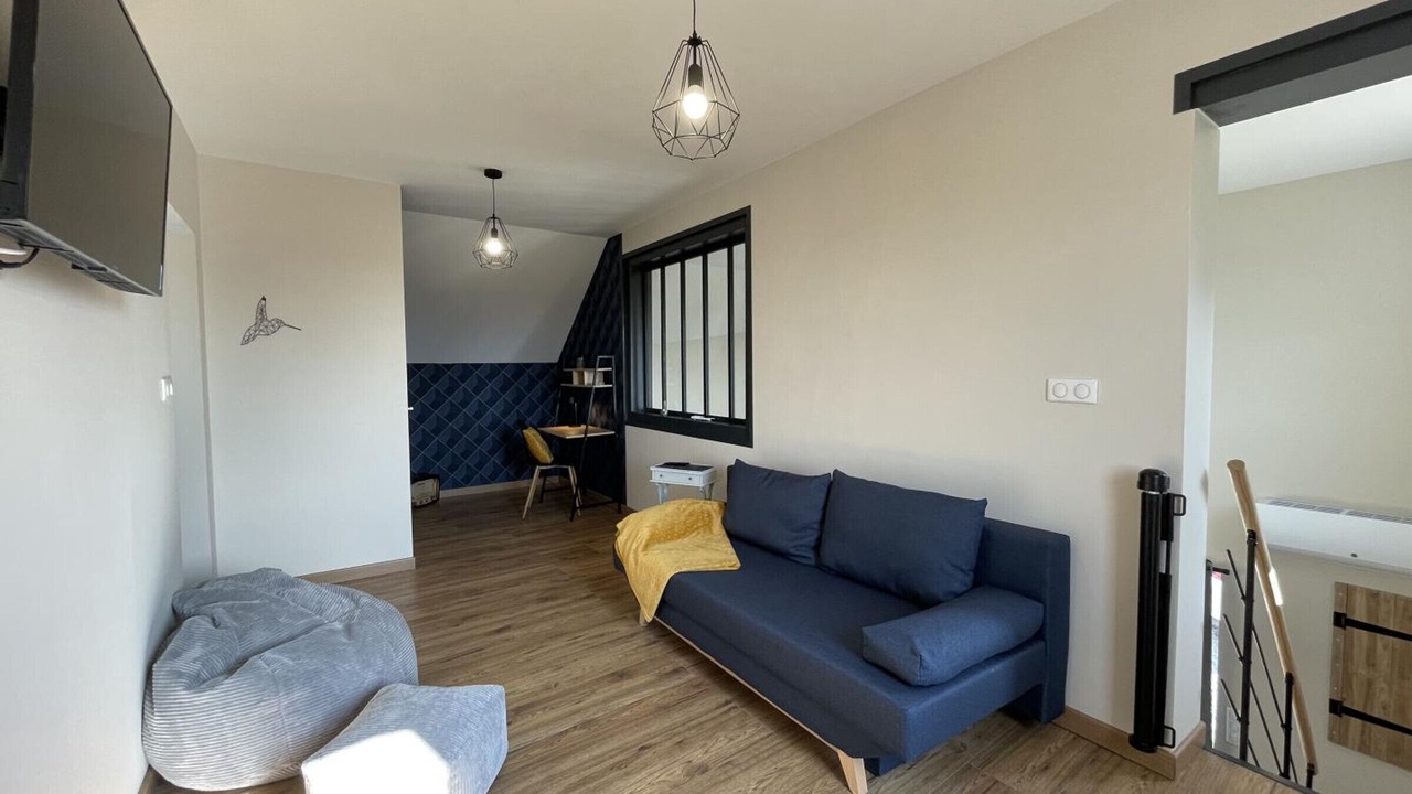 Photo of Livingroom in Louchy-Montfand