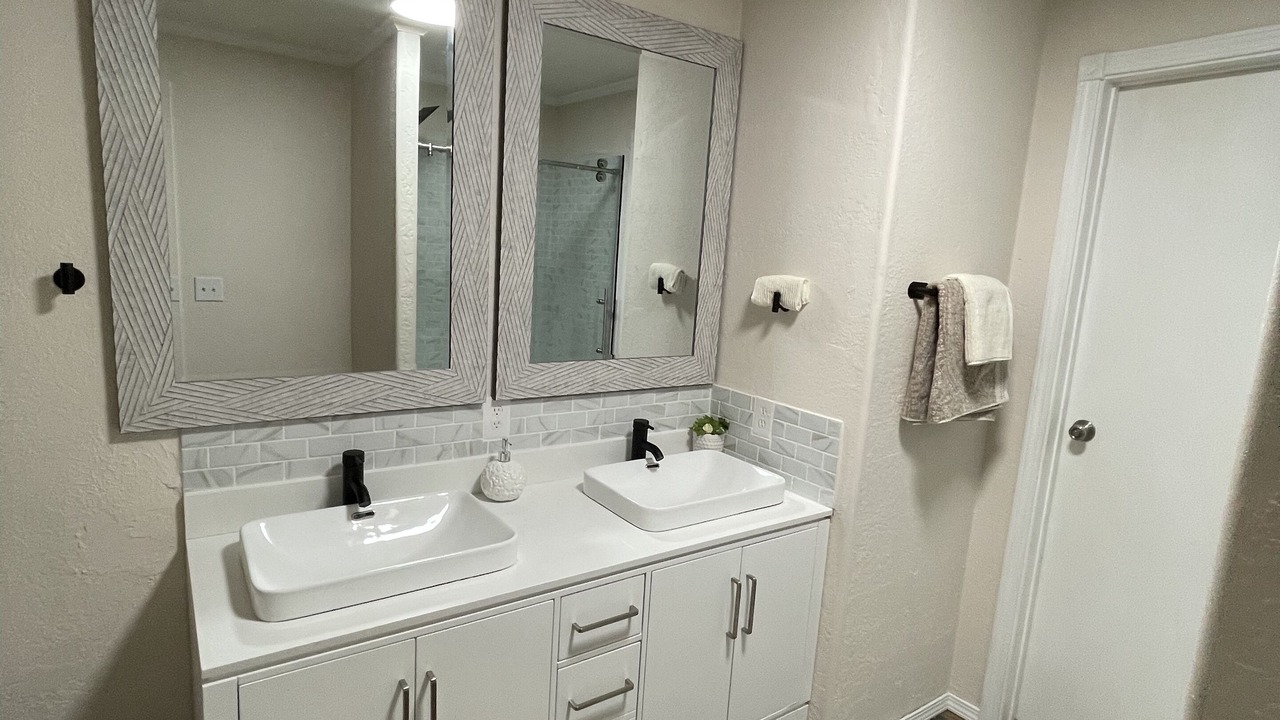 Photo of Bathroom in Blanco