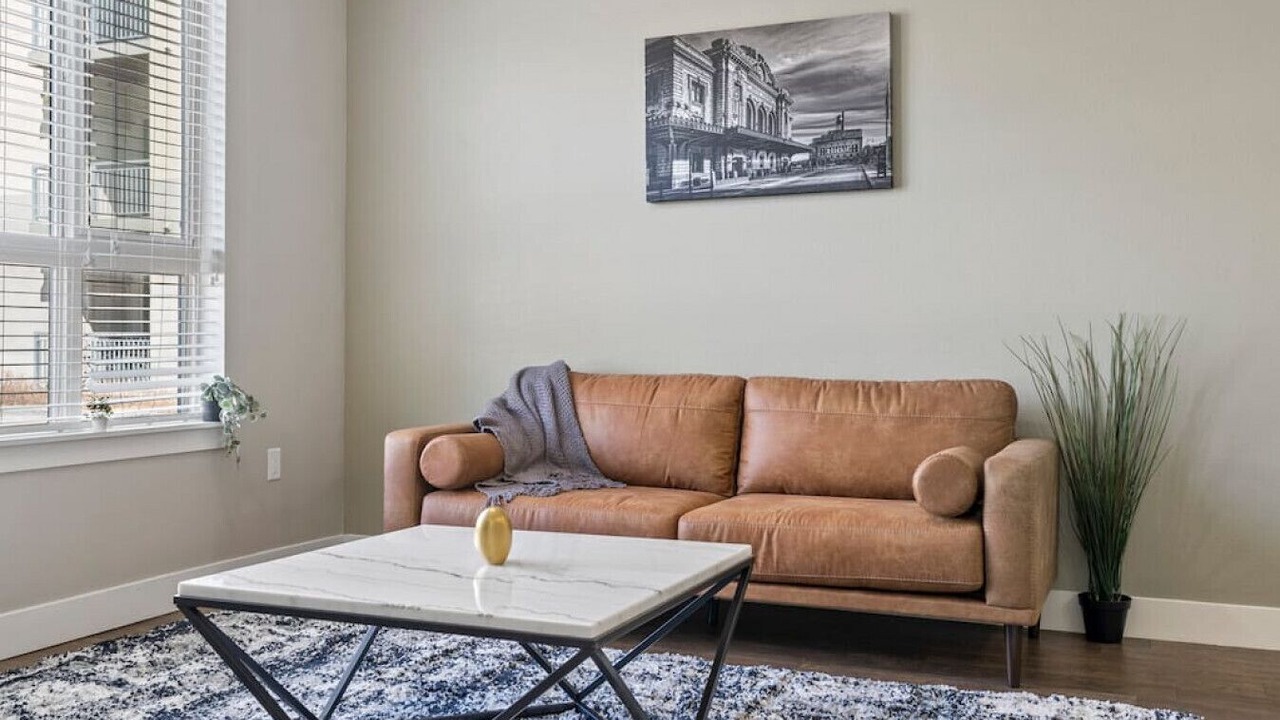 Photo of Livingroom in Lone Tree