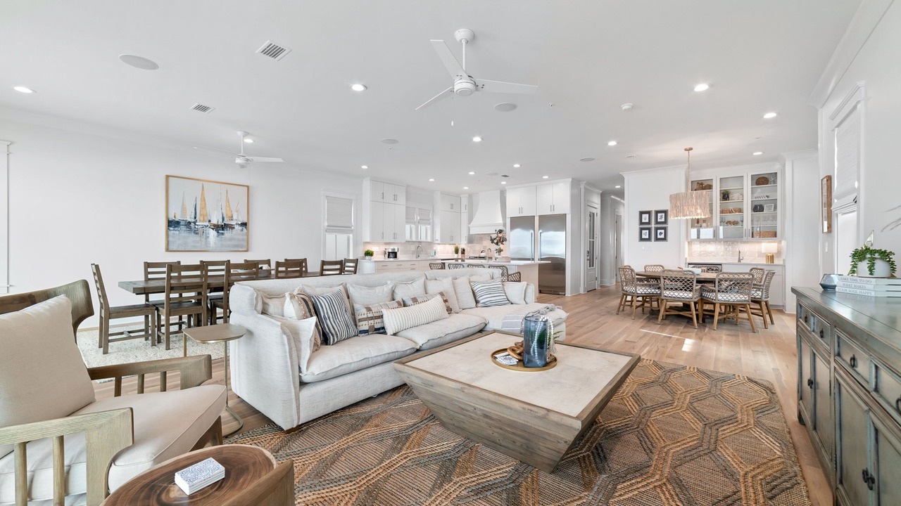 Photo of Livingroom in Orange Beach