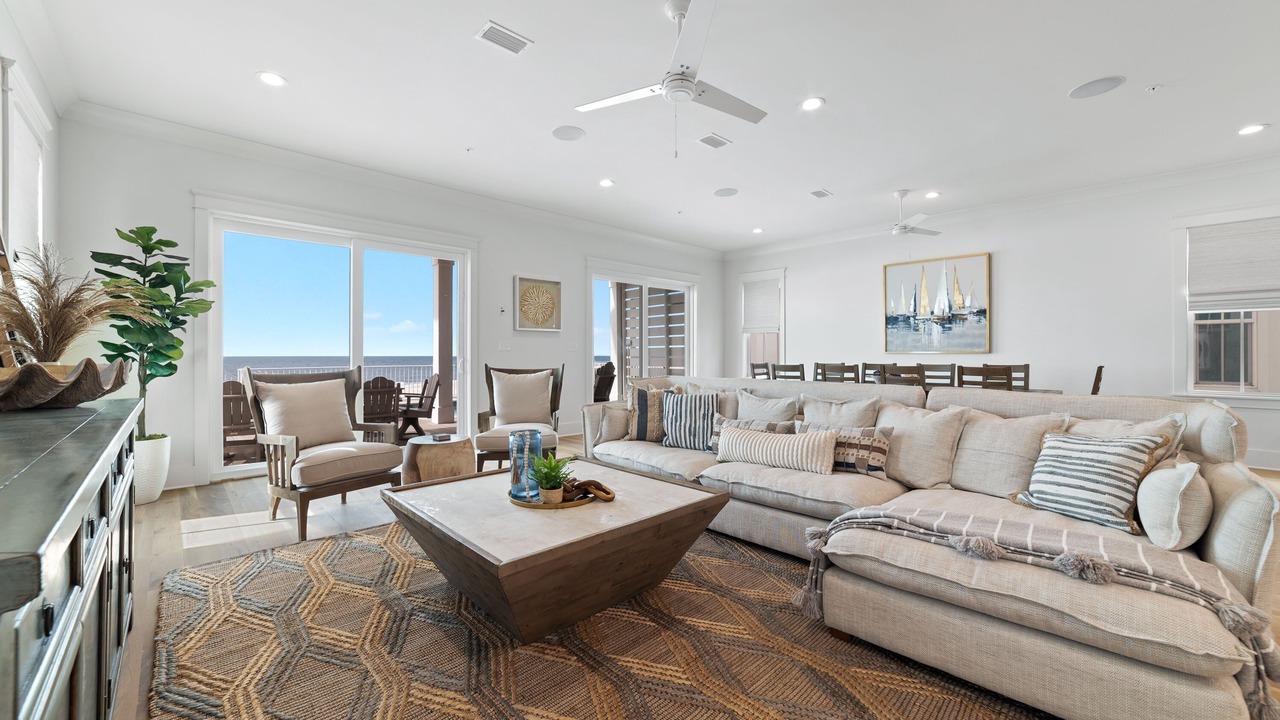 Photo of Livingroom in Orange Beach