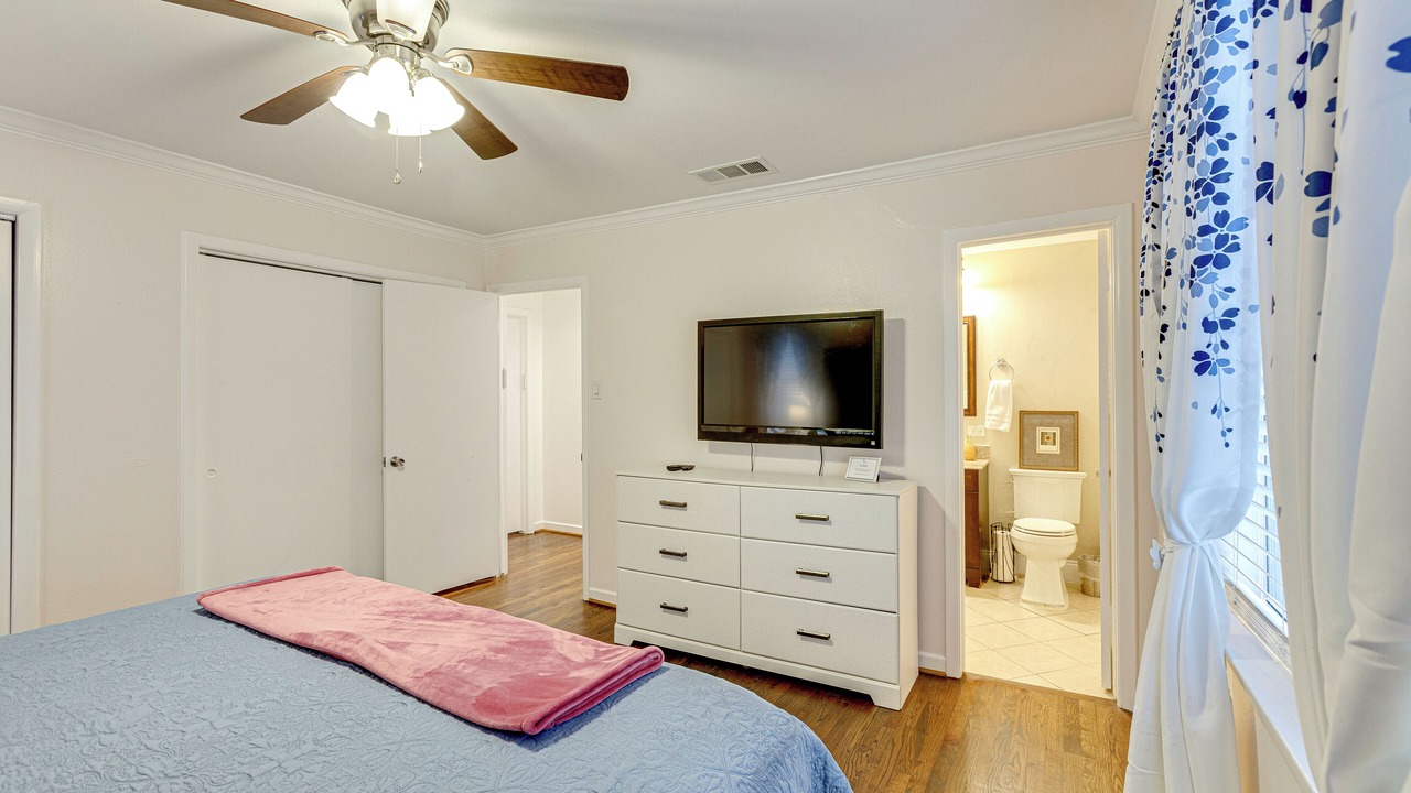 Photo of Bedroom in North Dallas
