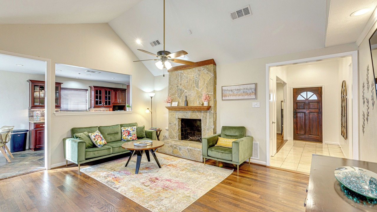 Photo of Livingroom in North Dallas