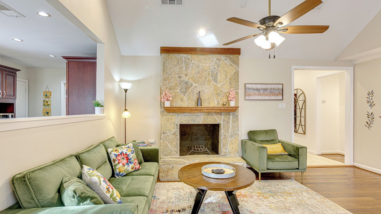 Photo of Livingroom in North Dallas