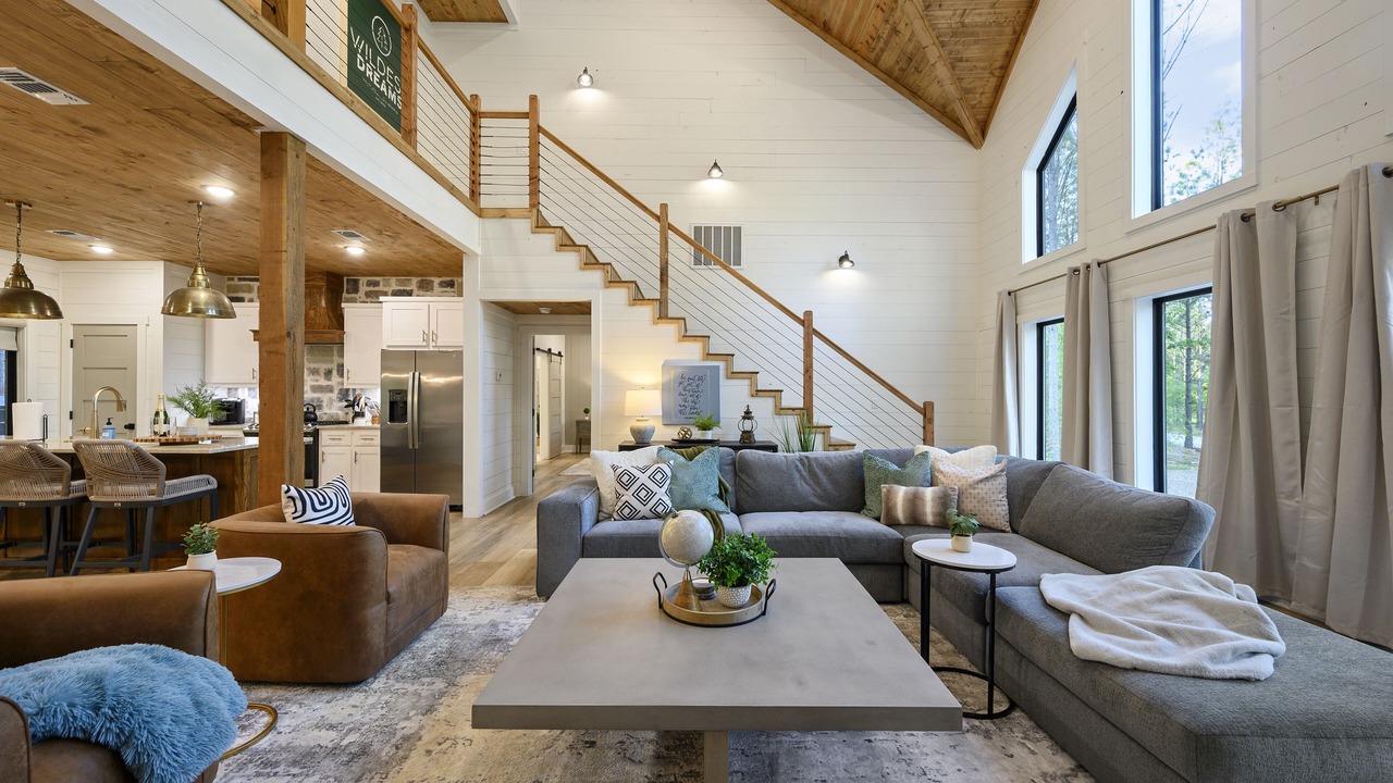Photo of Livingroom in Broken Bow