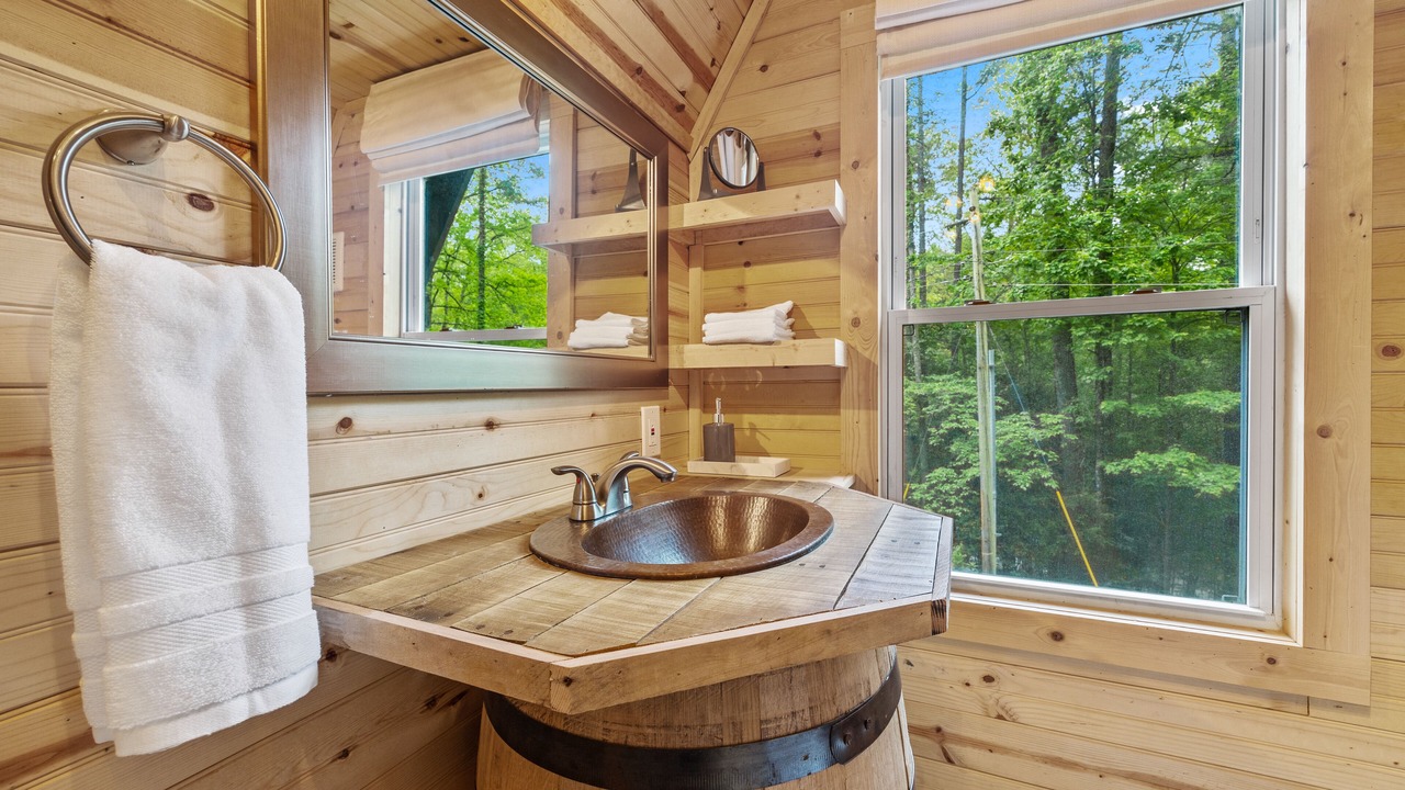 Photo of Bathroom in Cashes Valley