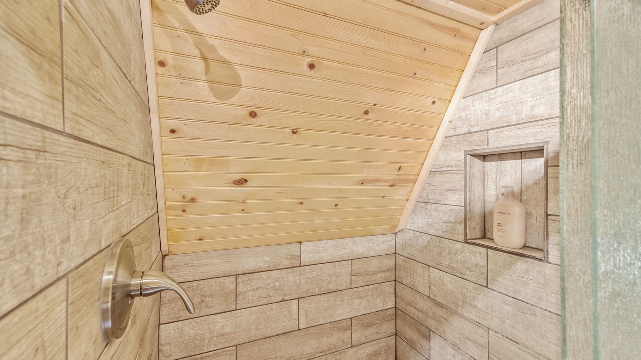 Photo of Bathroom in Cashes Valley