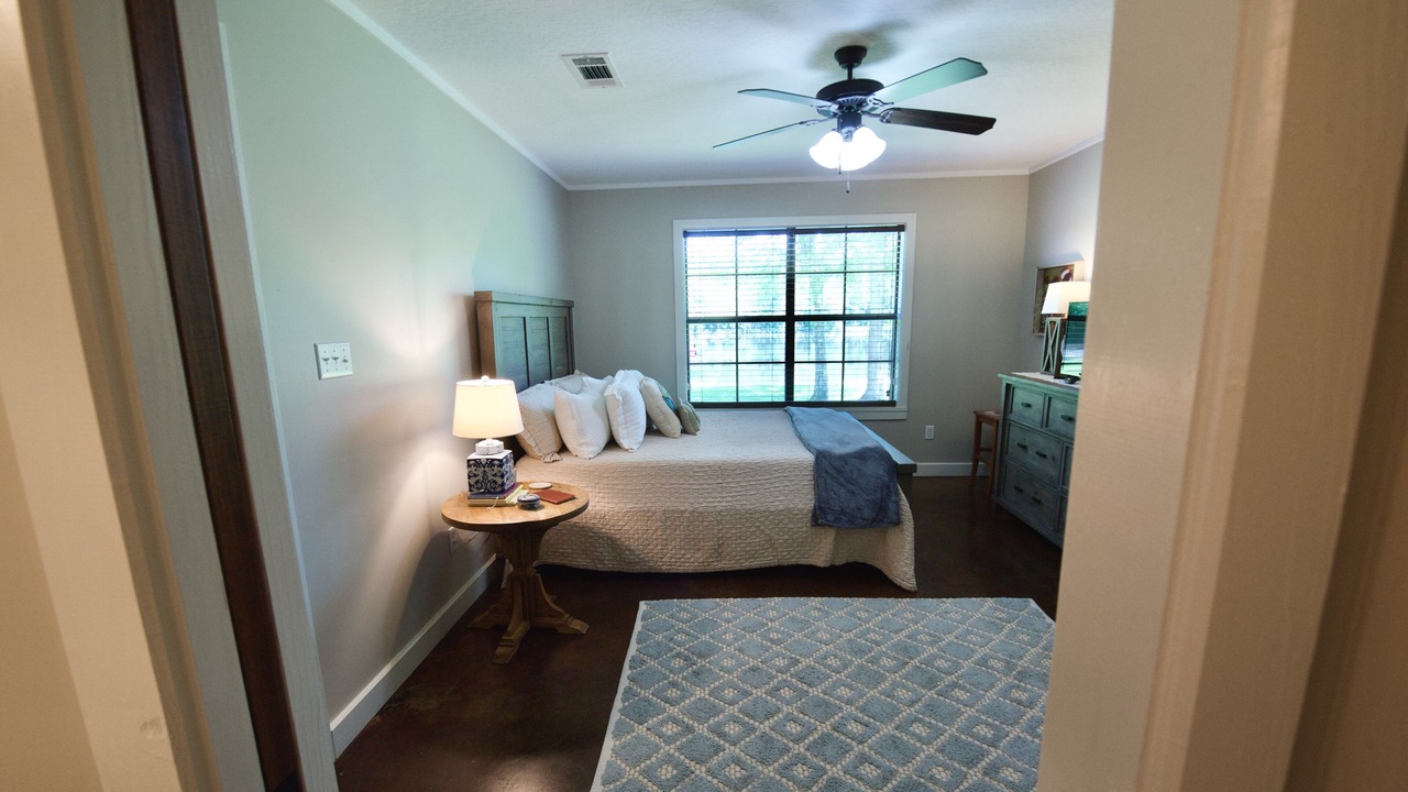 Photo of Bedroom in Laurel