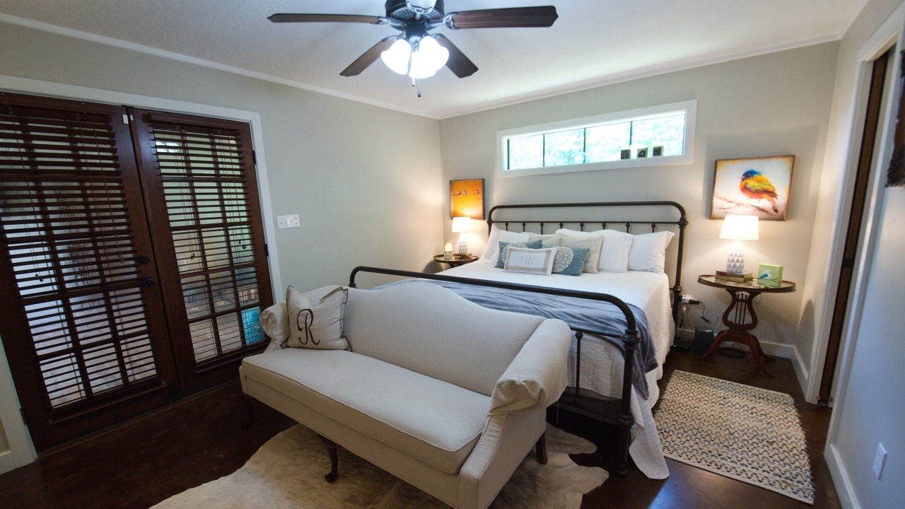 Photo of Bedroom in Laurel