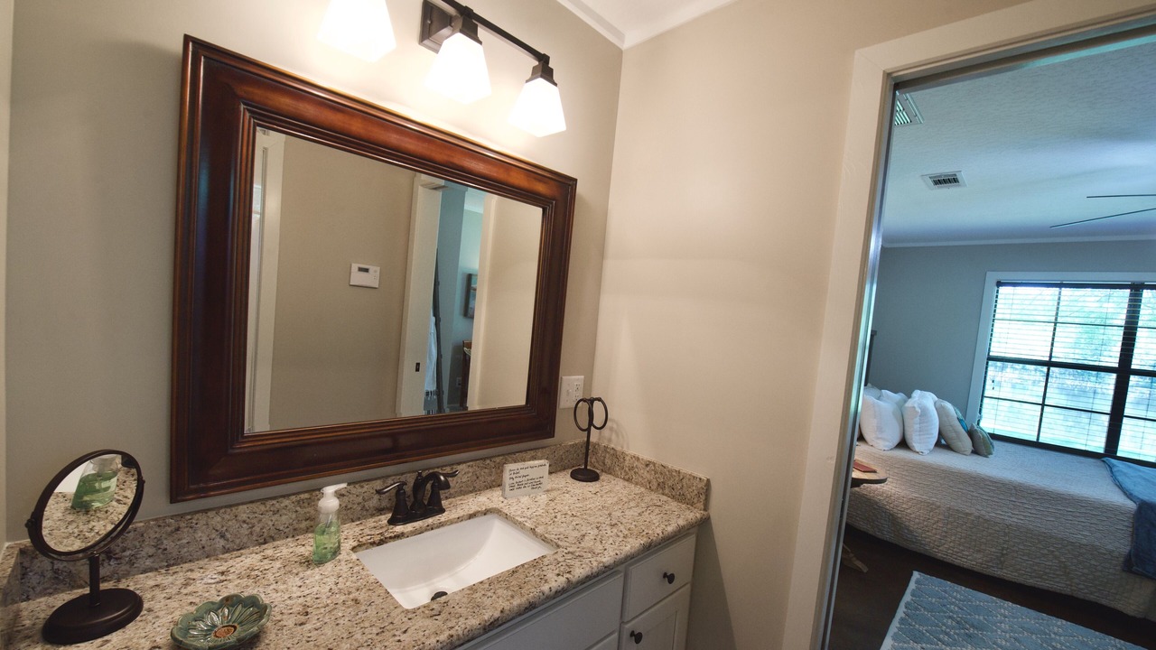 Photo of Bathroom in Laurel
