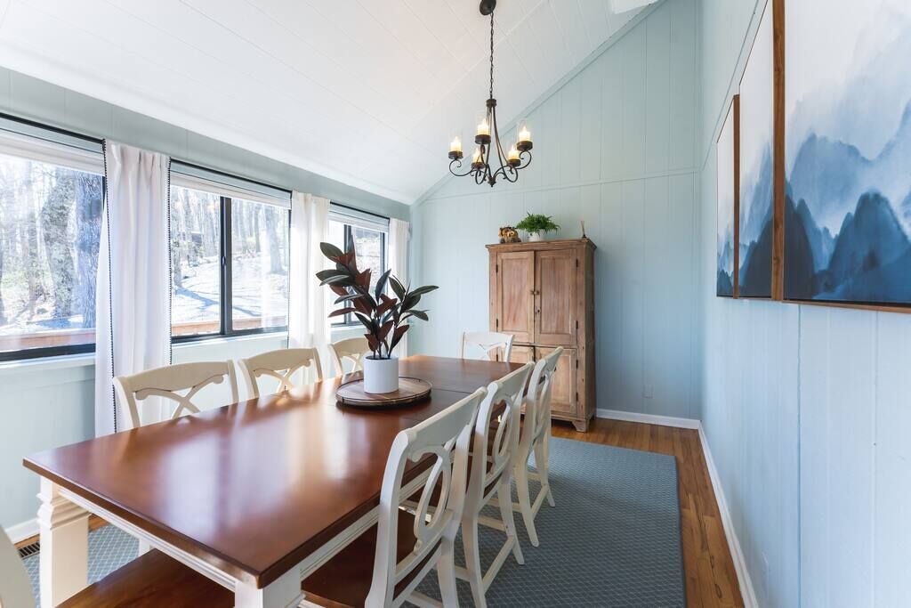 Photo of Bedroom in Wintergreen