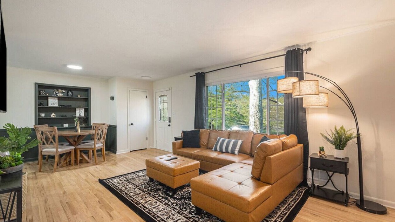 Photo of Livingroom in South Kansas City