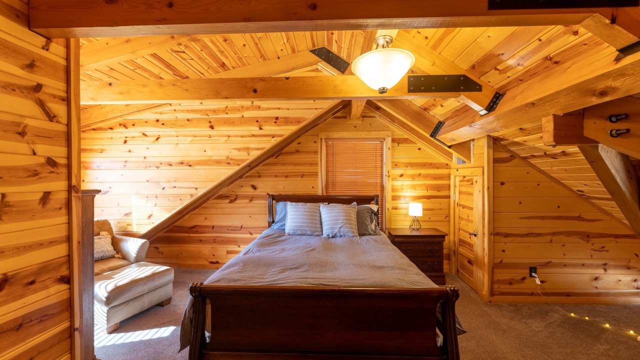 Photo of Bedroom in Mace