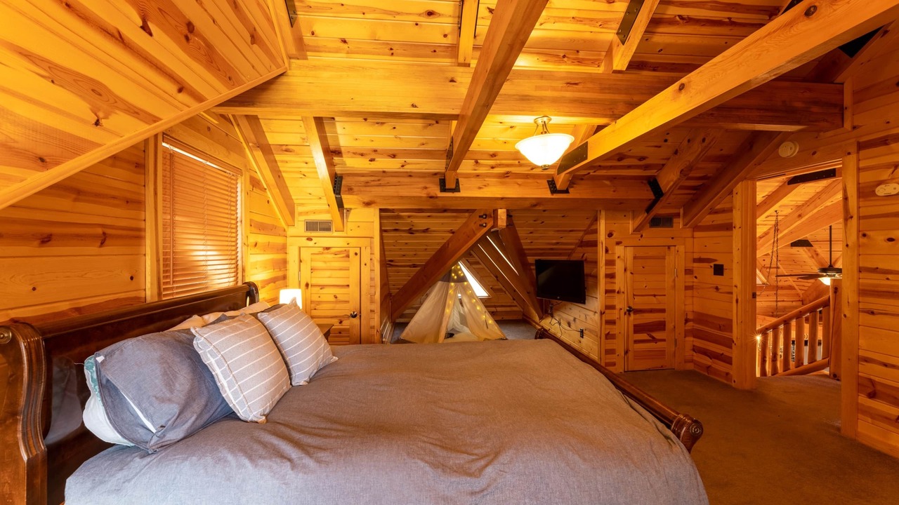 Photo of Bedroom in Mace
