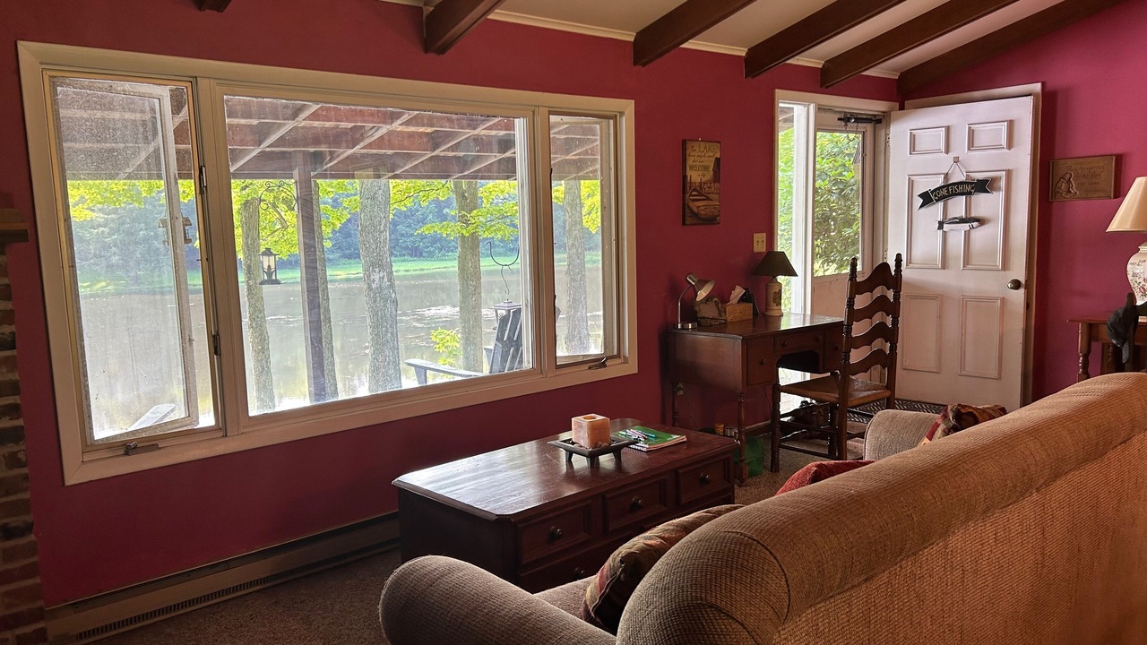 Photo of Livingroom in Gillett