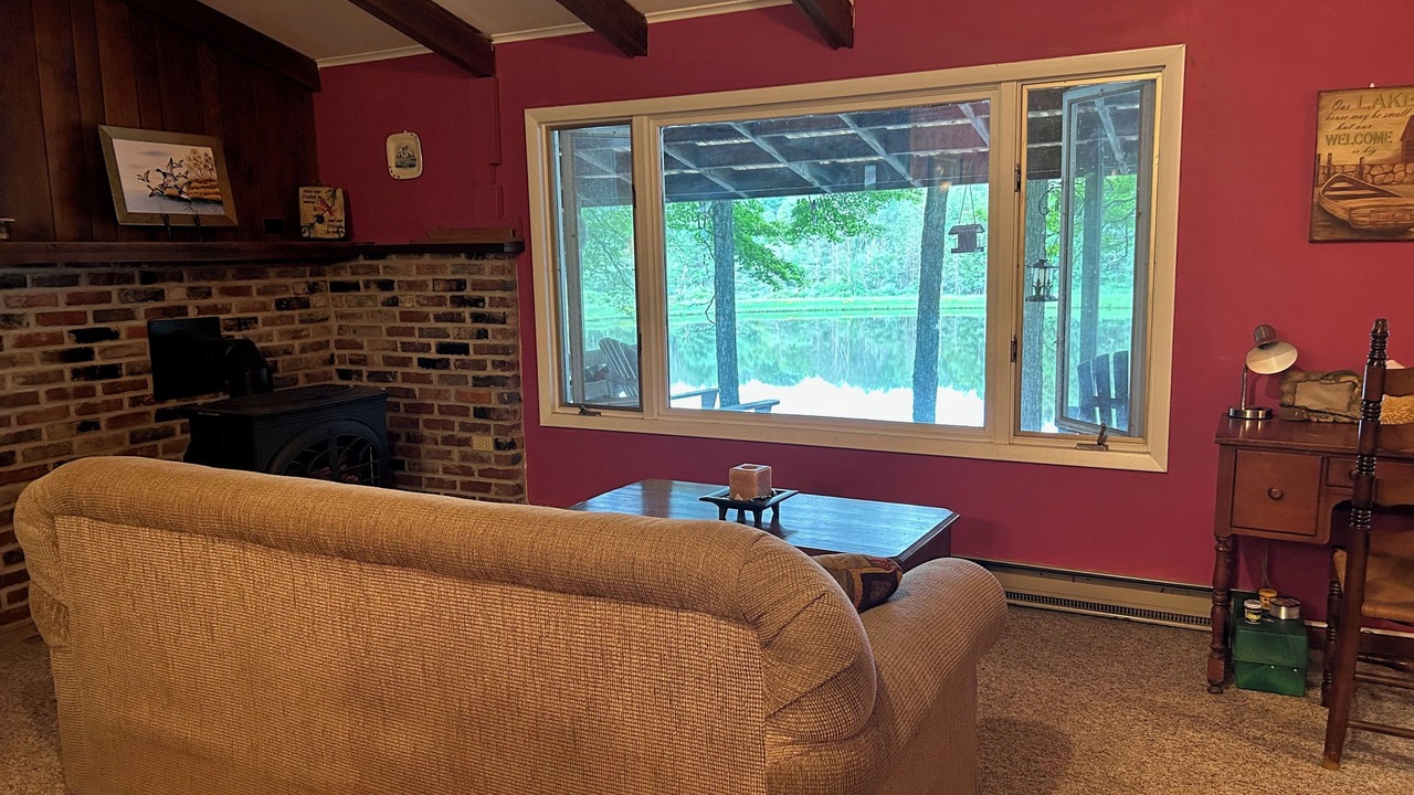 Photo of Livingroom in Gillett