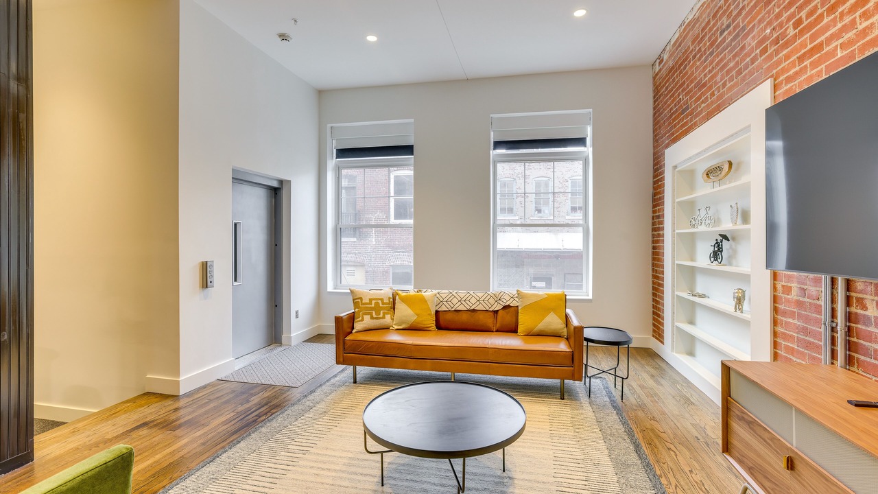 Photo of Livingroom in Downtown Omaha