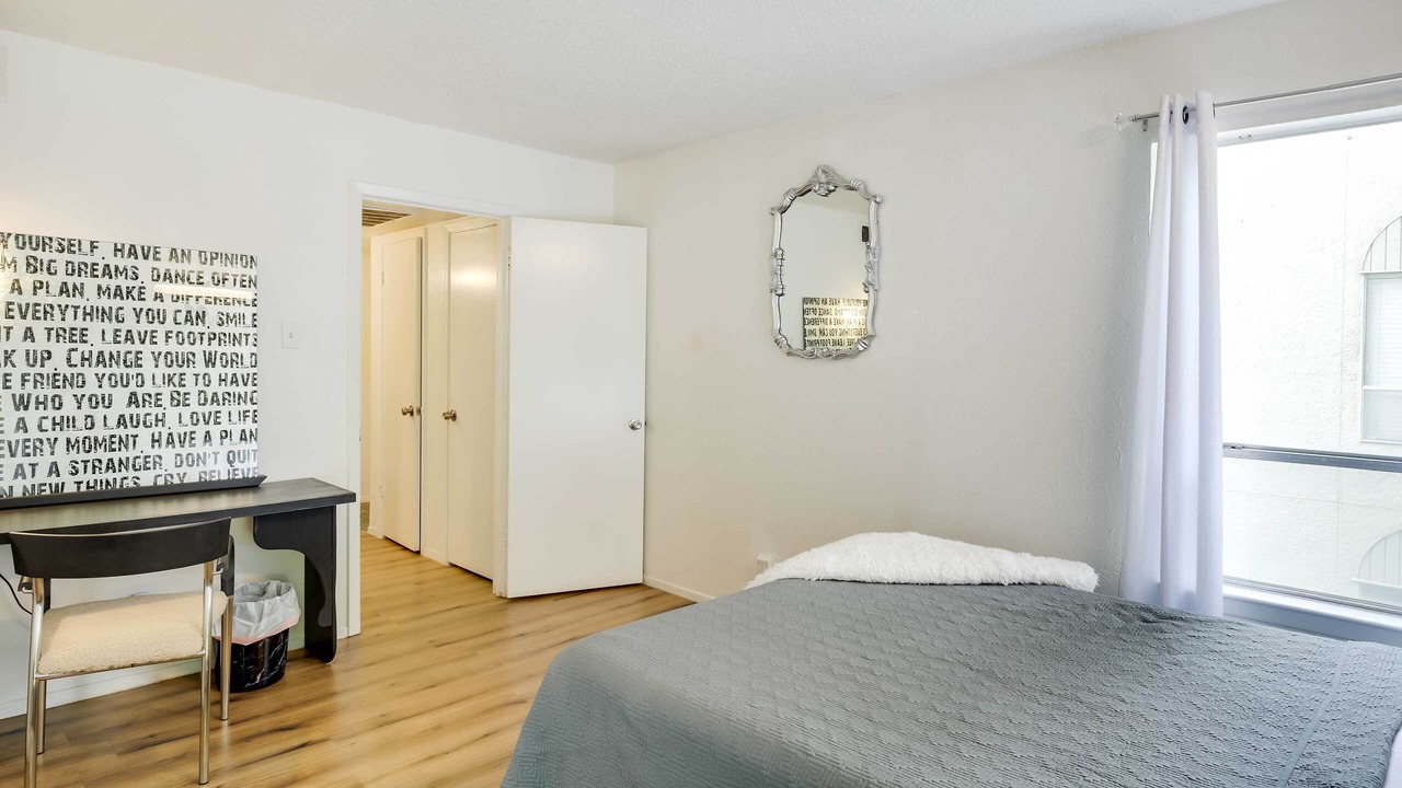 Photo of Bedroom in Knox - Henderson