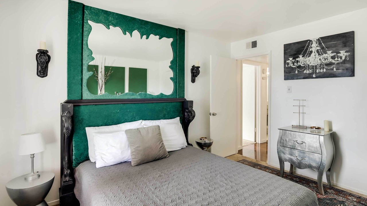 Photo of Bedroom in Knox - Henderson