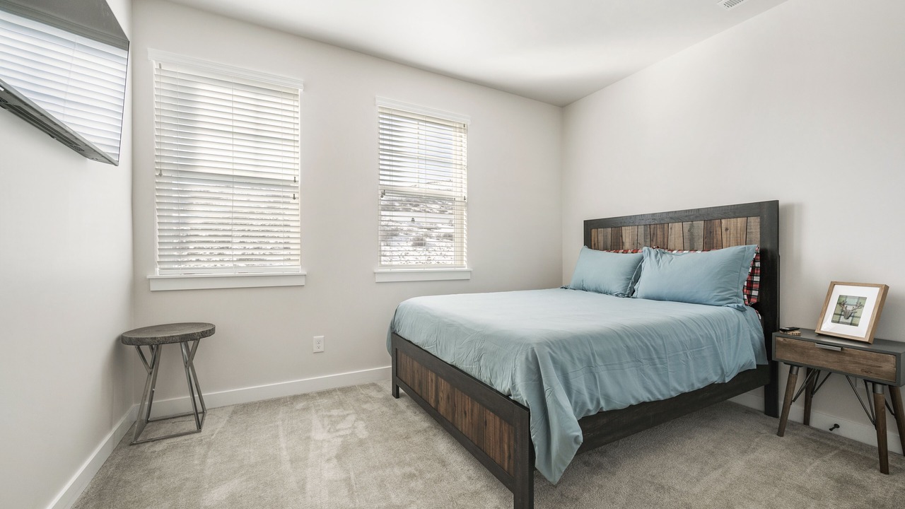 Photo of Bedroom in Deer Mountain