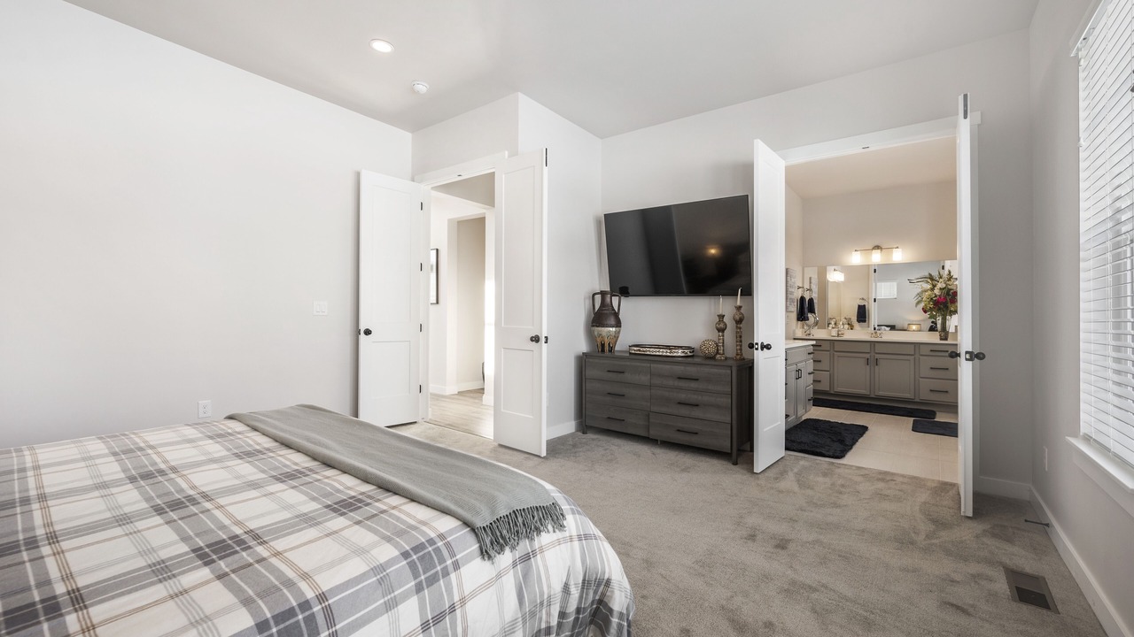 Photo of Bedroom in Deer Mountain