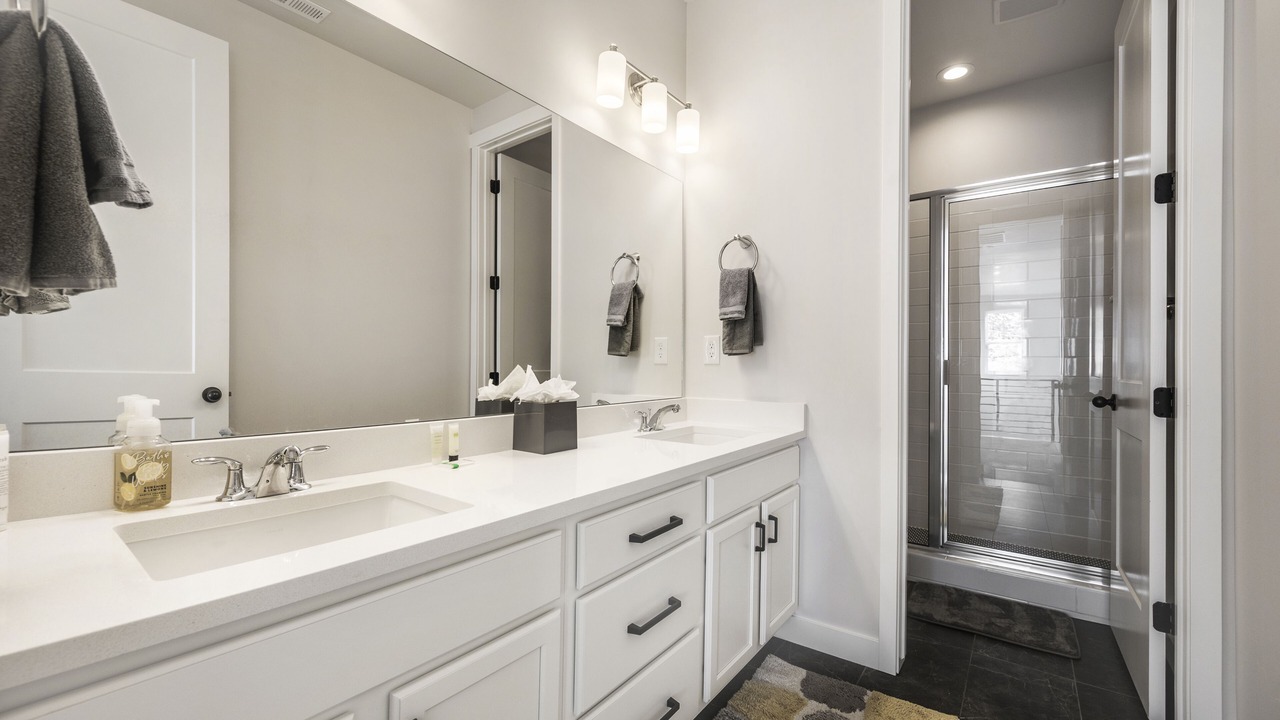 Photo of Bathroom in Deer Mountain