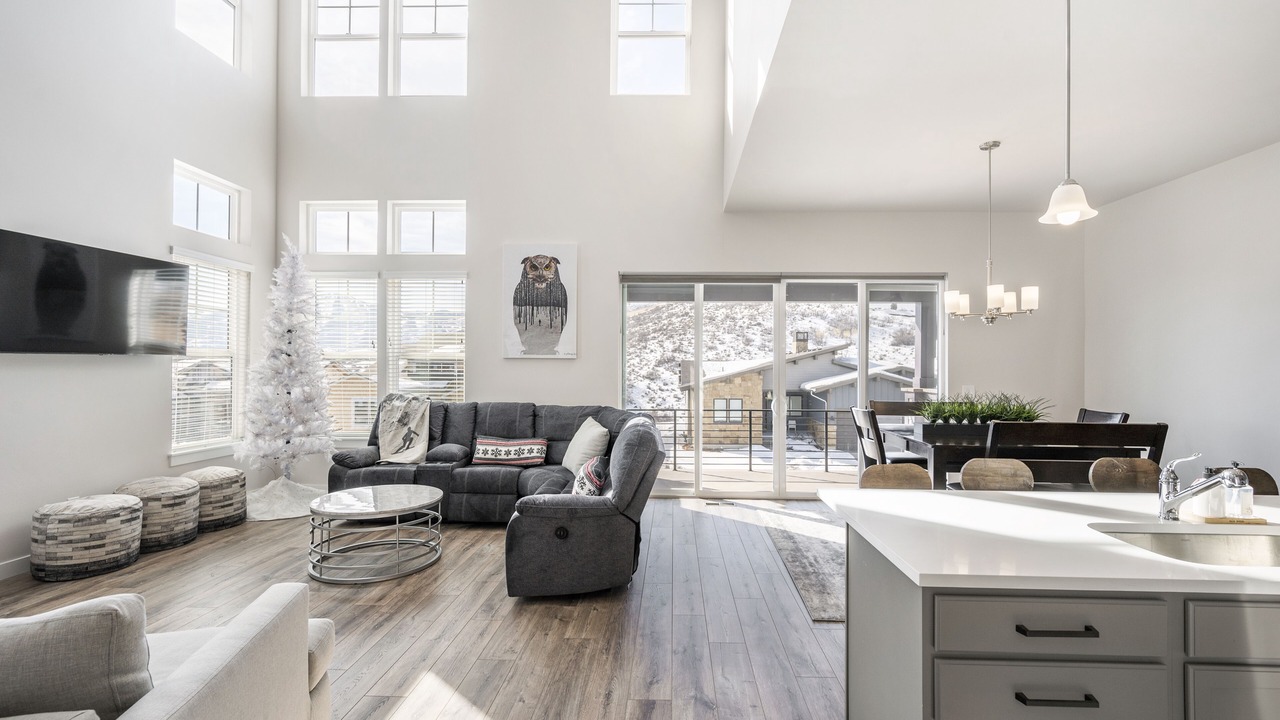 Photo of Livingroom in Deer Mountain