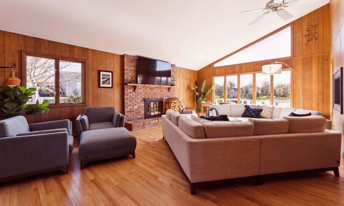 Photo of Others in Hampton Bays