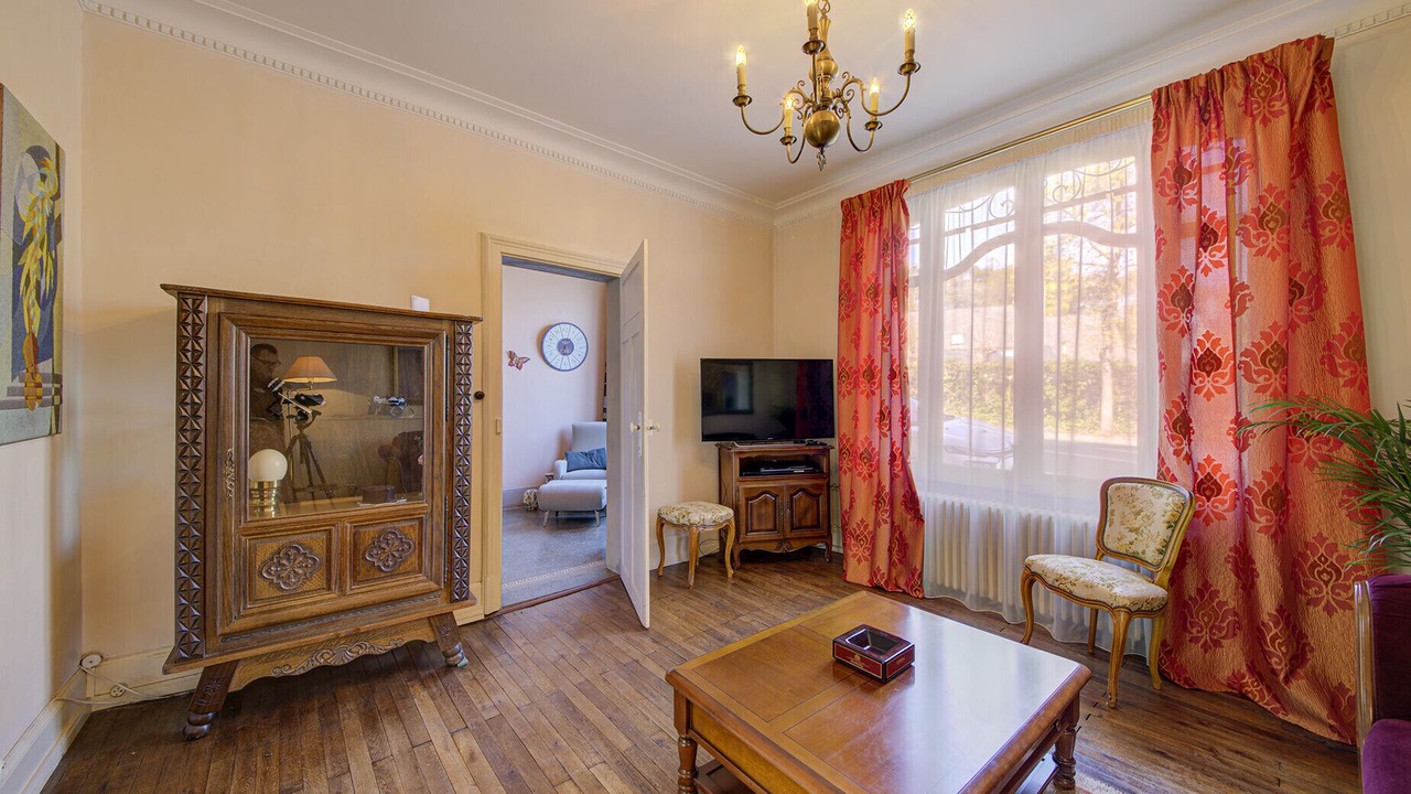 Photo of Livingroom in Murs-Erigne
