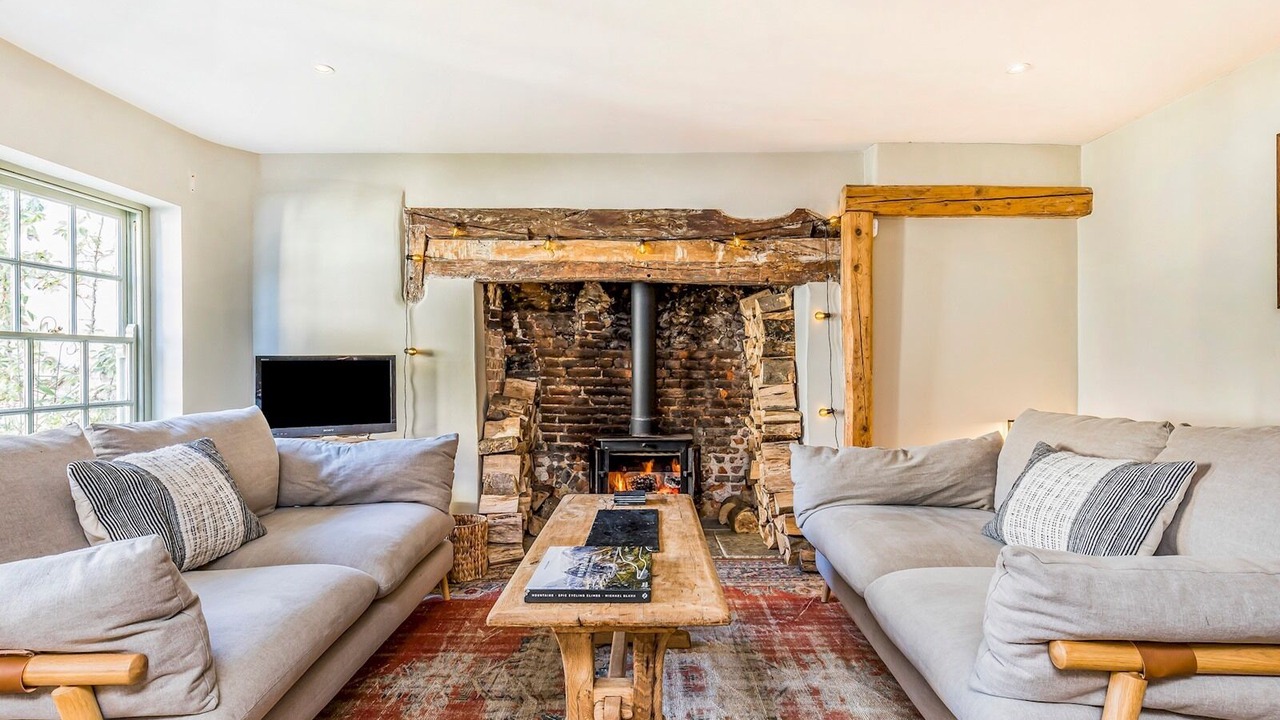 Photo of Livingroom in Funtington