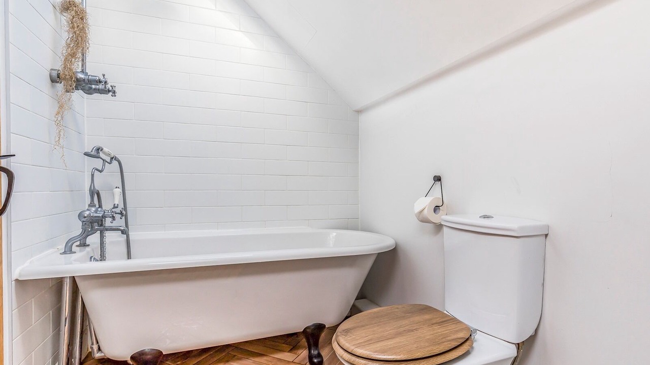 Photo of Bathroom in Funtington