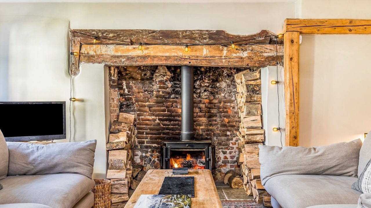 Photo of Livingroom in Funtington