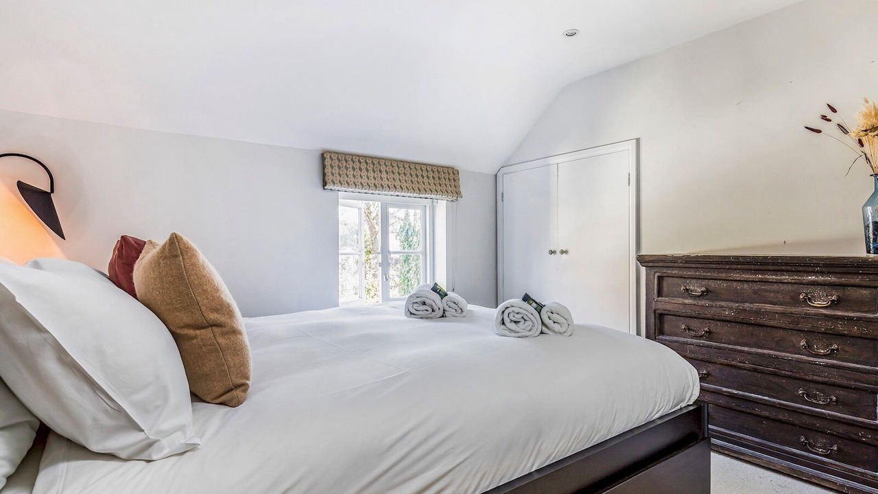 Photo of Bedroom in Funtington