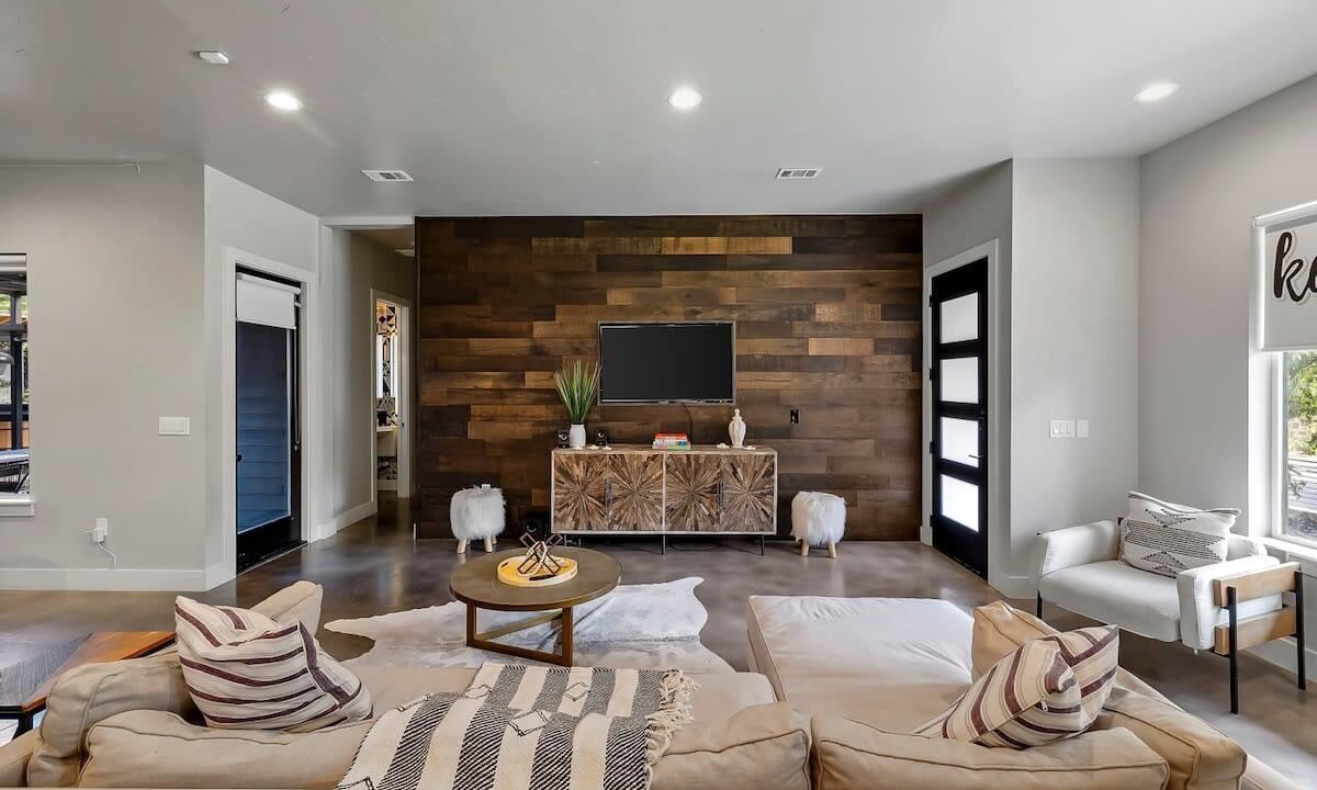 Photo of Bedroom in South Lamar