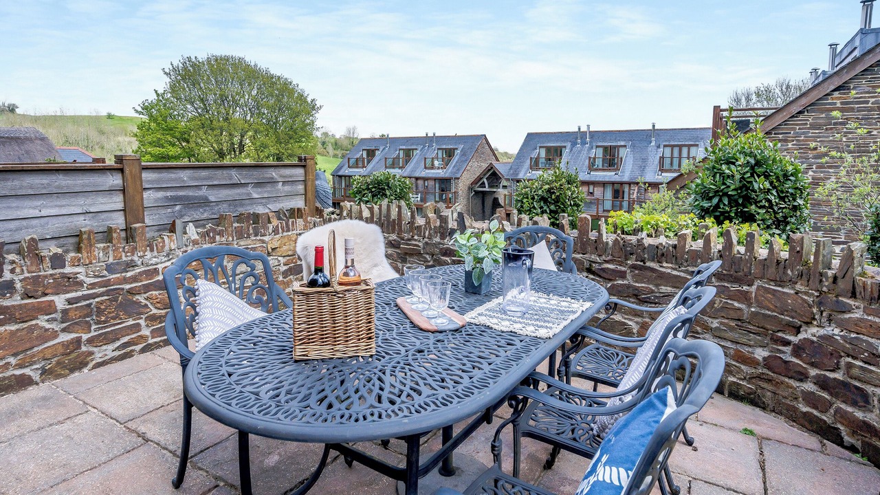 Photo of Others in Bugford