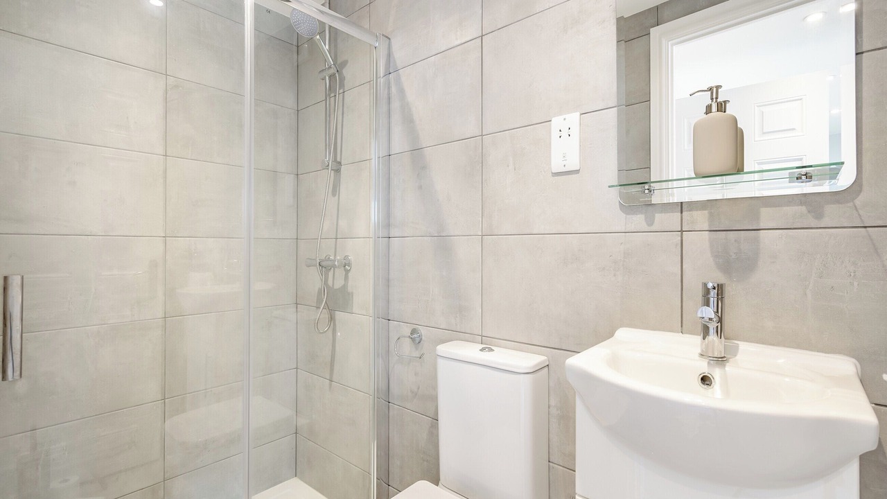 Photo of Bedroom in Westerham