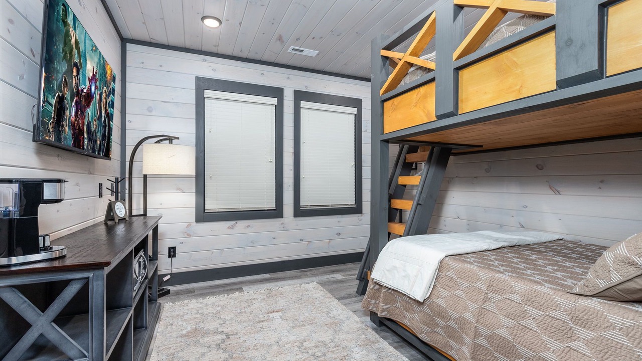 Photo of Bedroom in Gatlinburg