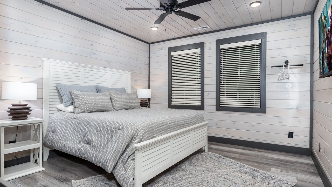 Photo of Bedroom in Gatlinburg