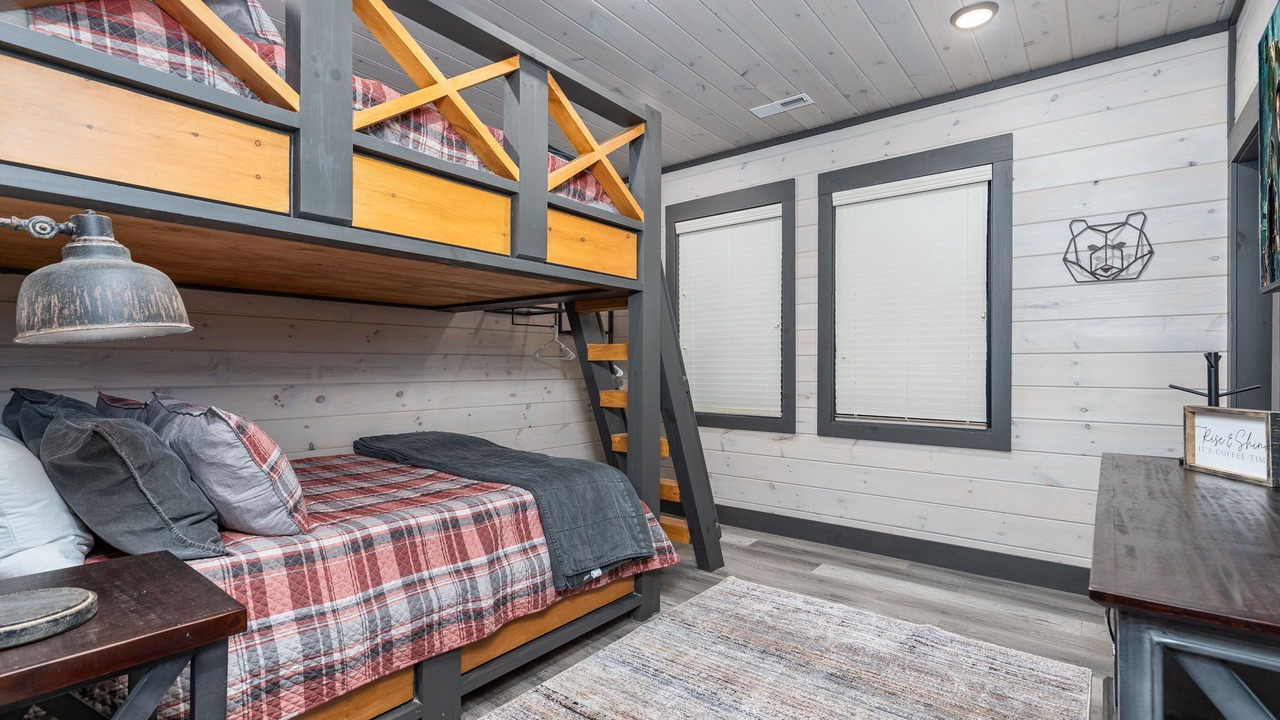 Photo of Bedroom in Gatlinburg